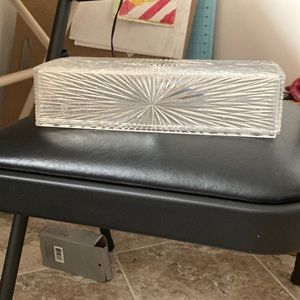 Vintage CELEBRITY Acrylic Kleenex Plastic Tissue Box Cover Holder Starburst MCM